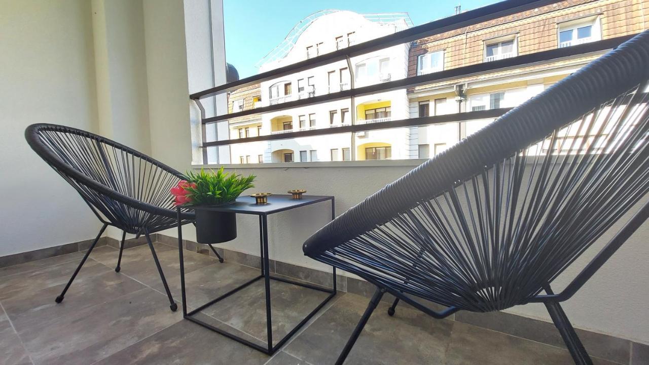 Supernova Deluxe Residence Novi Sad Esterno foto
