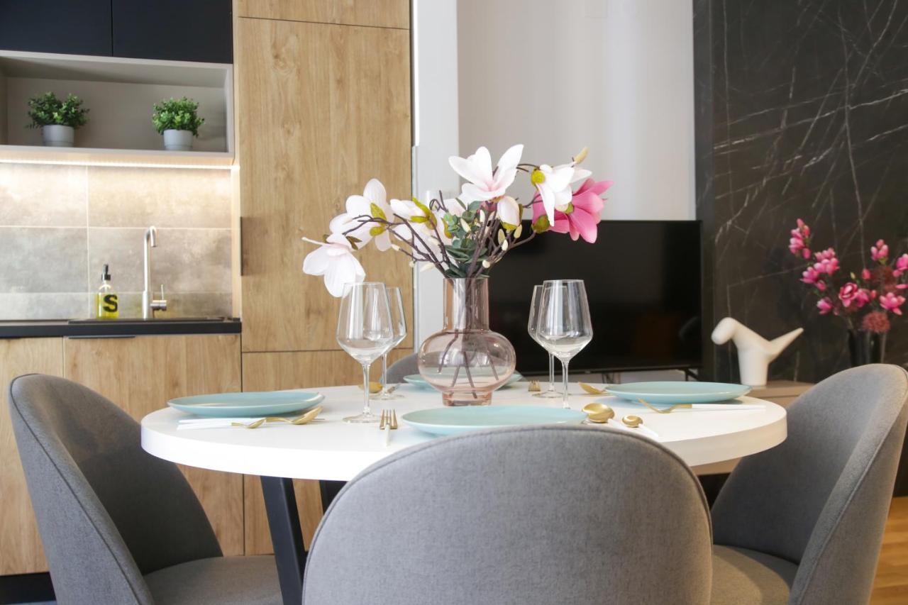 Supernova Deluxe Residence Novi Sad Esterno foto